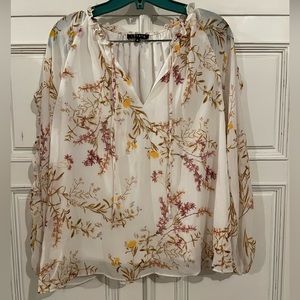 1. State floral cold shoulder blouse (Size M) (White)